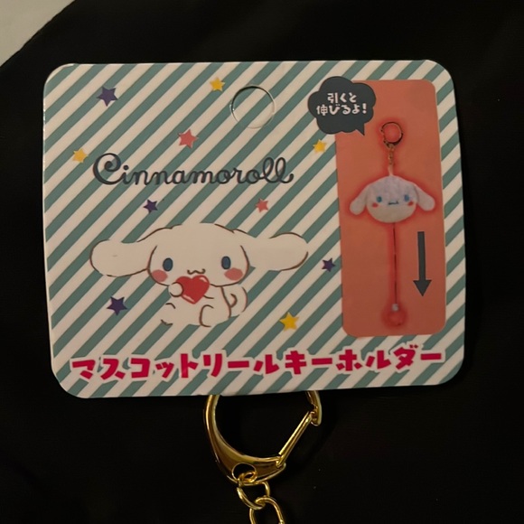 Cinnamoroll mini plush charm -NWT - Picture 4 of 7